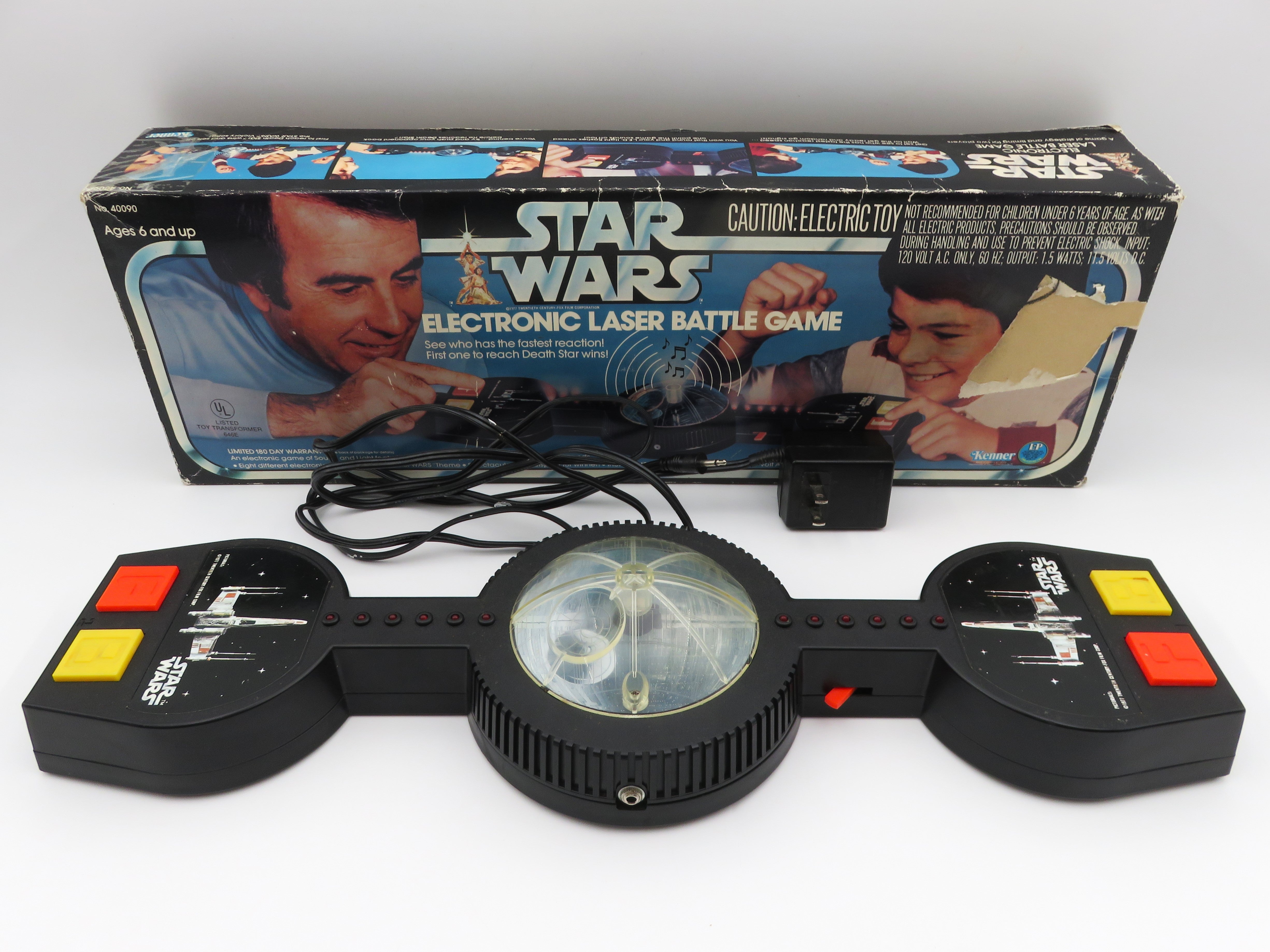 STAR WARS Electronic Laser Battle Game - Kenner (1977) Vintage Collectible